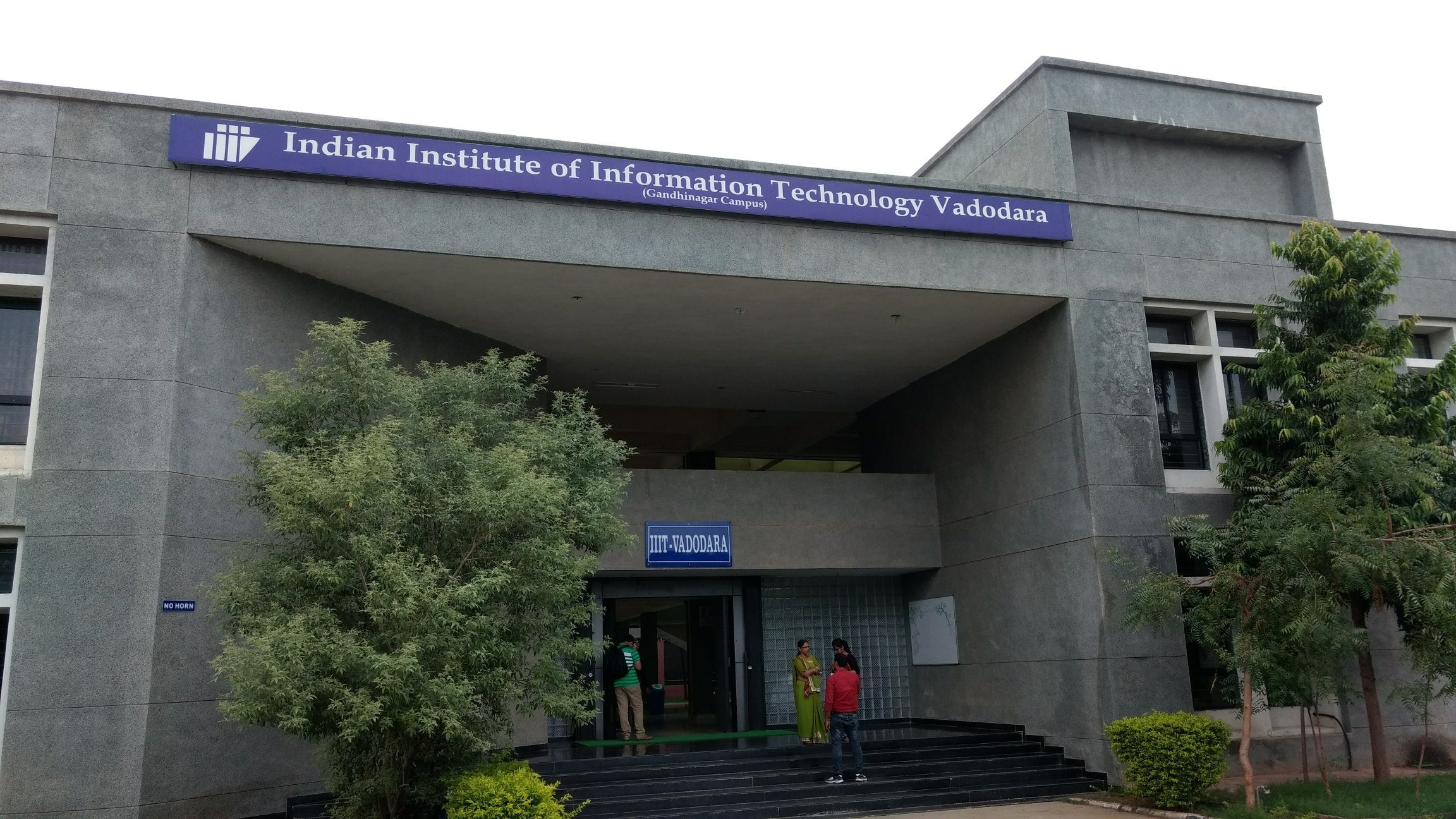 IIIT-Vadodara-college-option